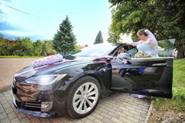 Tesla Model S - auto na svadbu